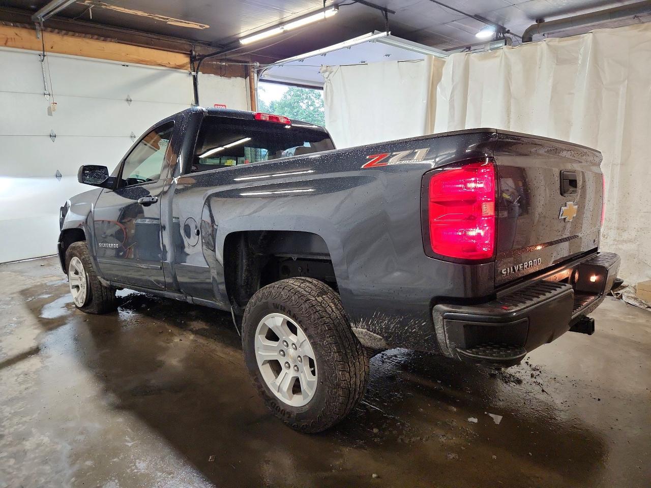 2018 Chevrolet Silverado K1500 Lt - Image 2