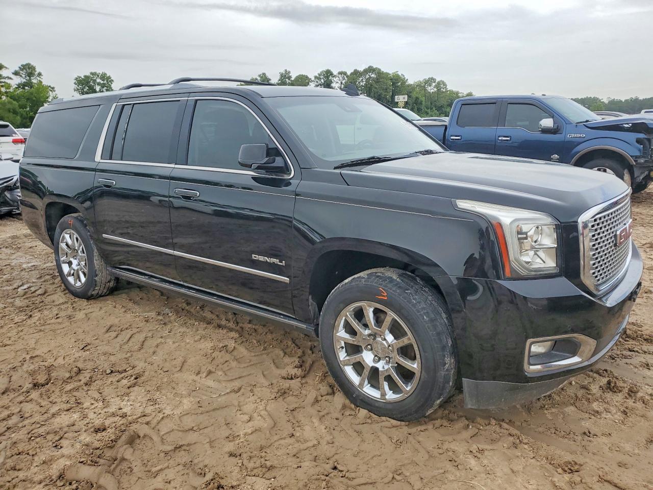 2017 GMC Yukon Xl Denali - Фото 4