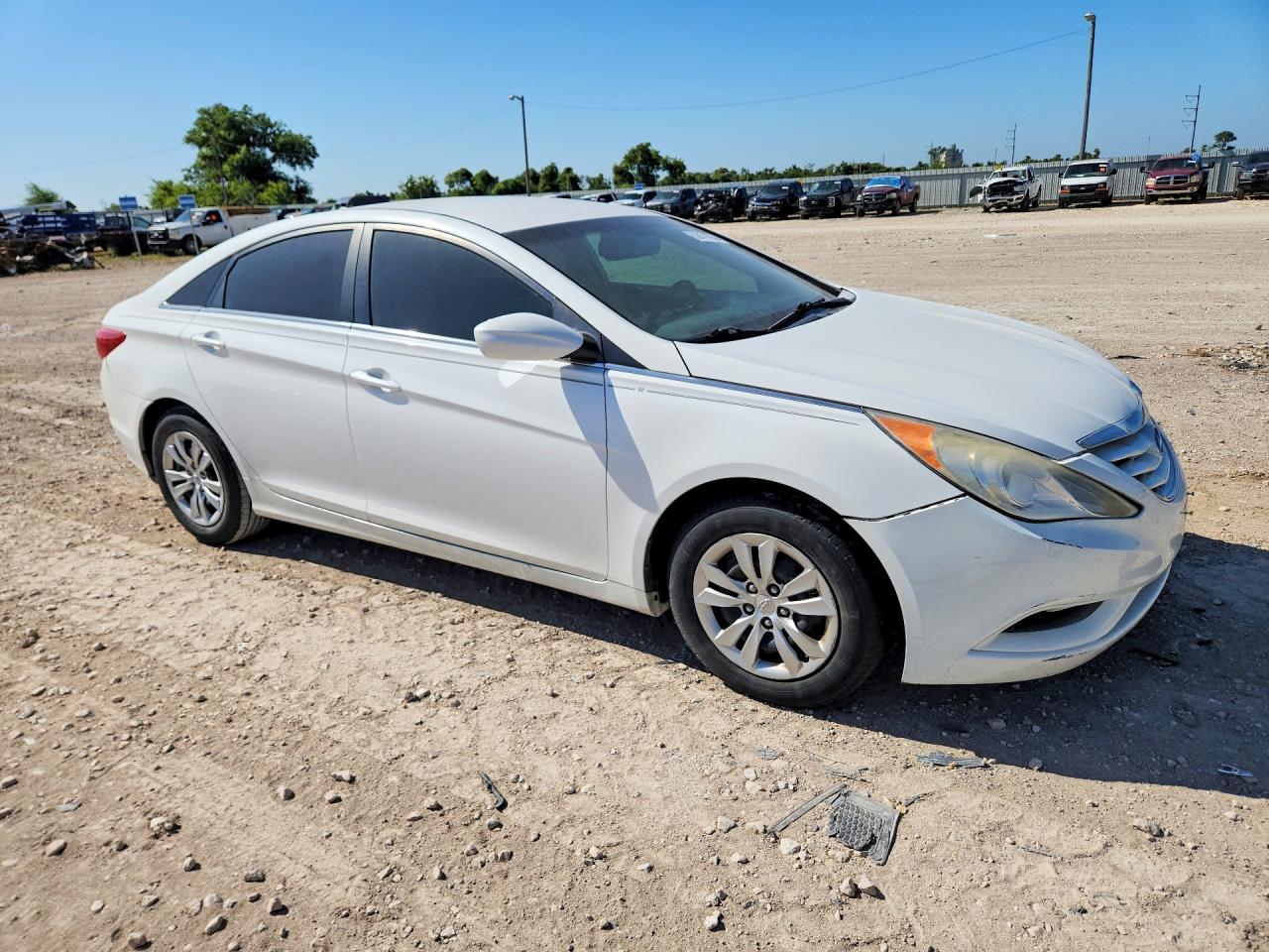 2012 Hyundai Sonata Gls - Image 4