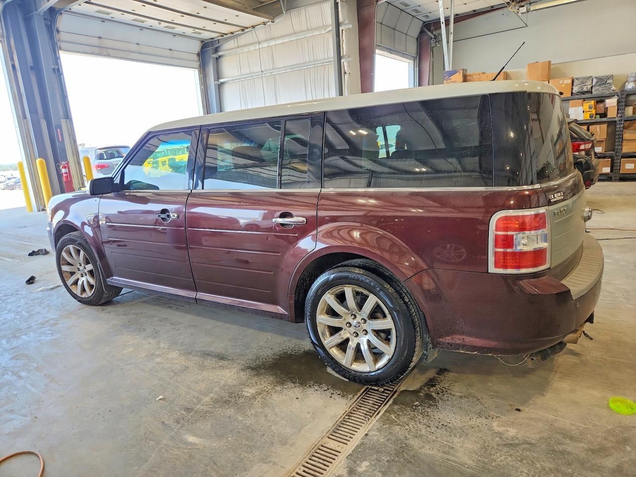 2009 Ford Flex Limited - Image 2