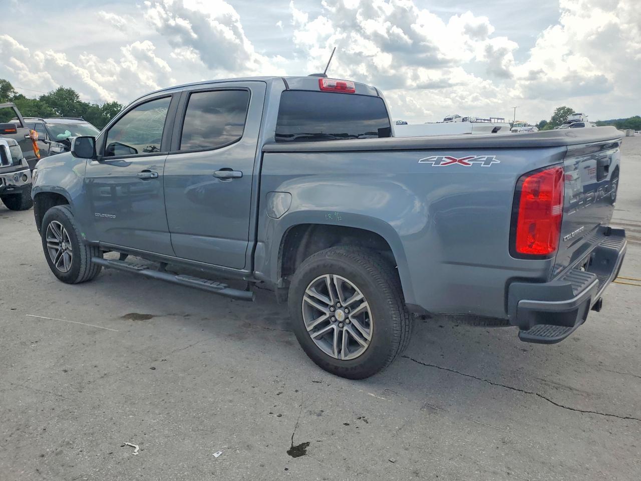 2021 Chevrolet Colorado - Фото 2