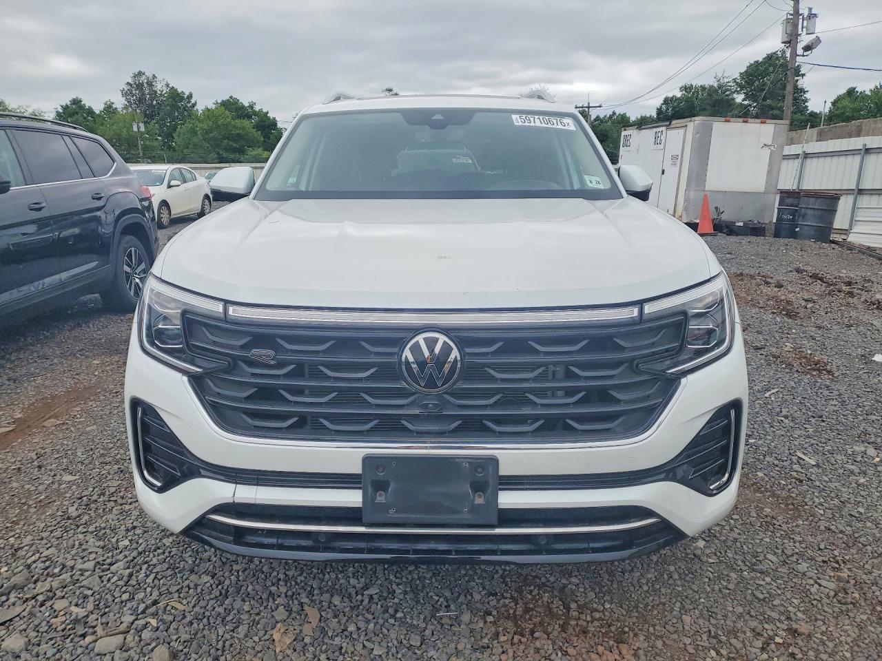 2024 Volkswagen Atlas Sel Premium R-Line - Image 5