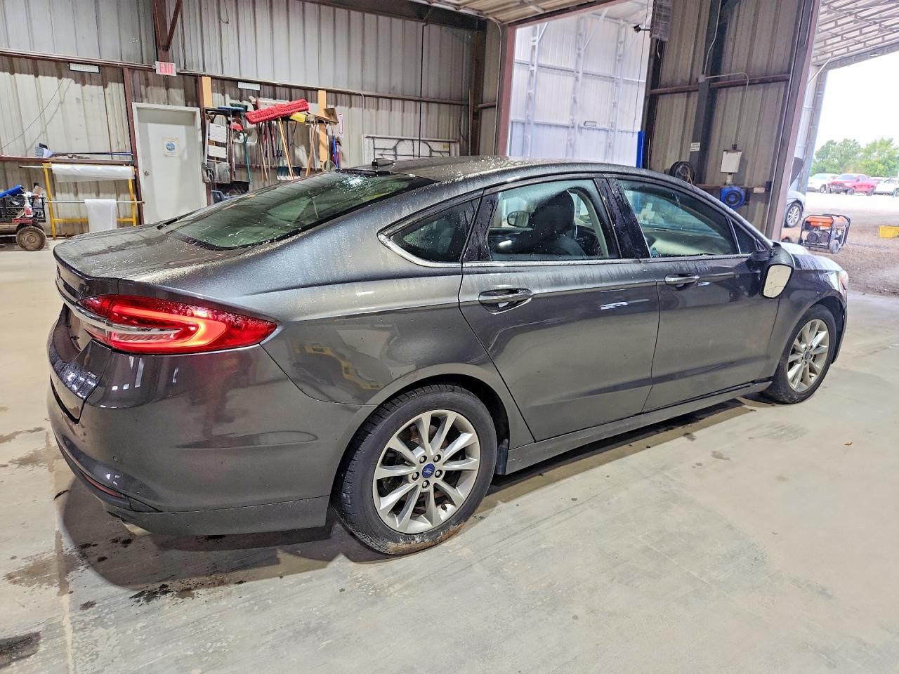 2017 Ford Fusion - Image 3
