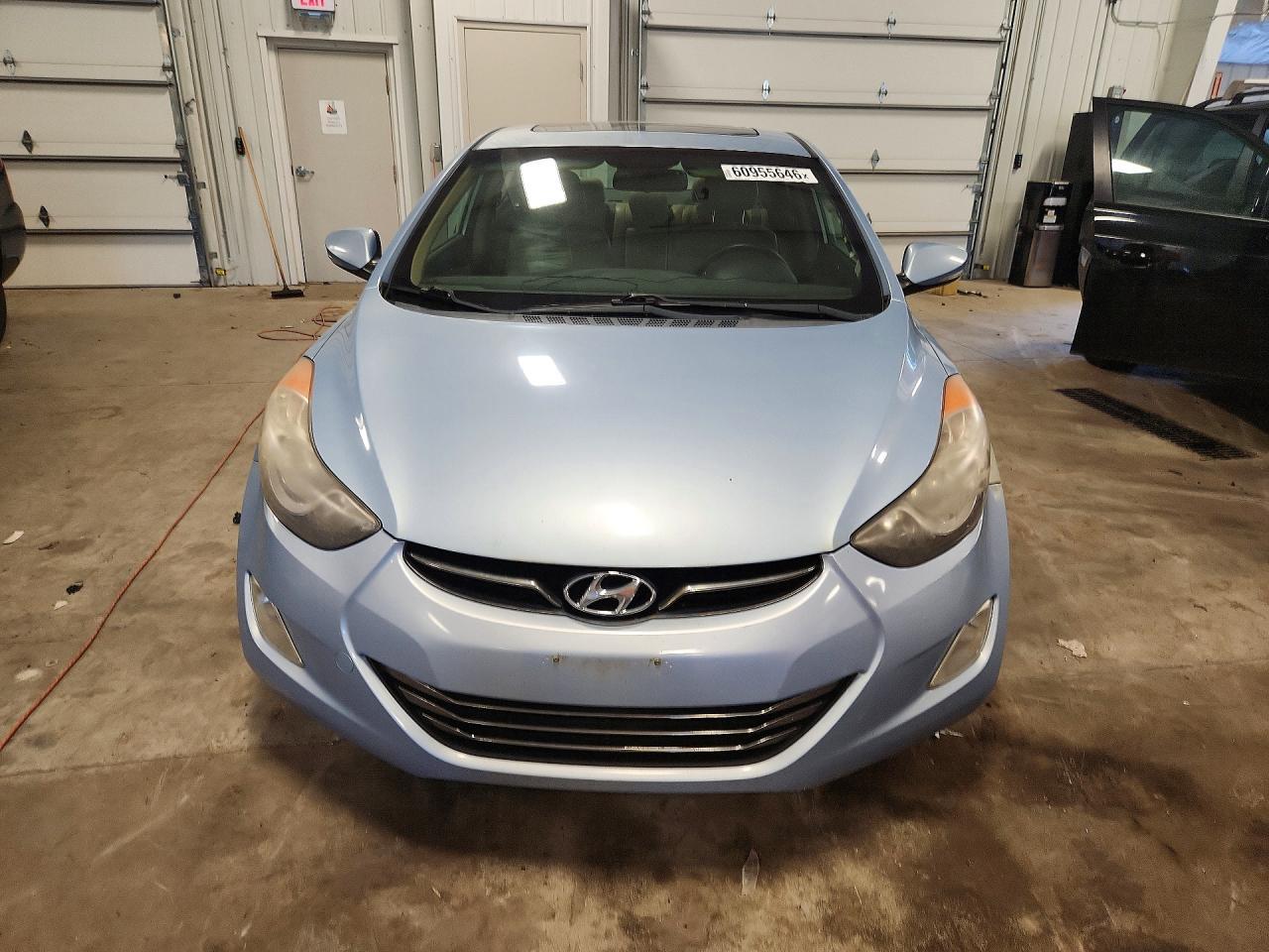 2011 Hyundai Elantra - Фото 5
