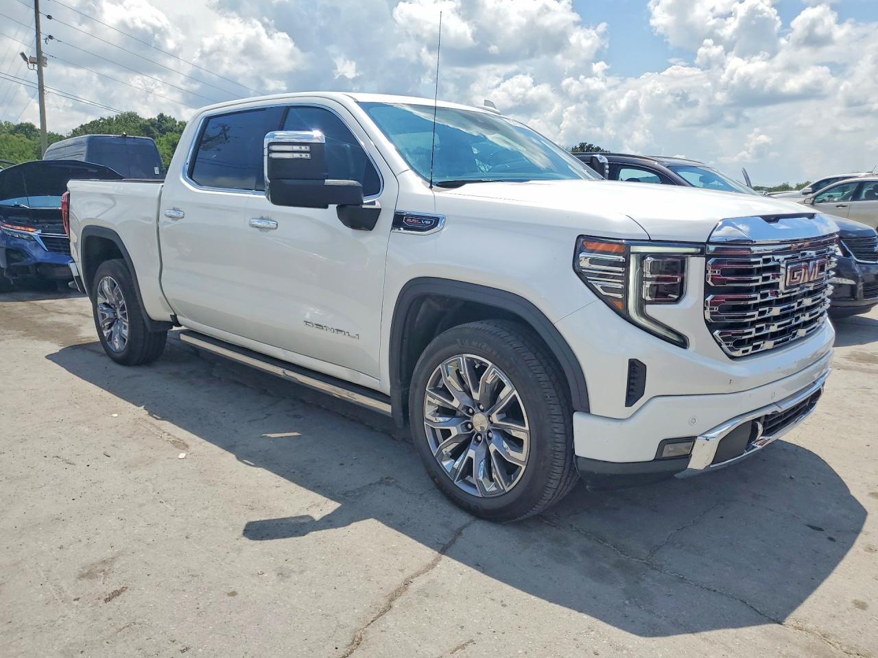 2024 GMC Sierra K1500 Denali - Фото 4