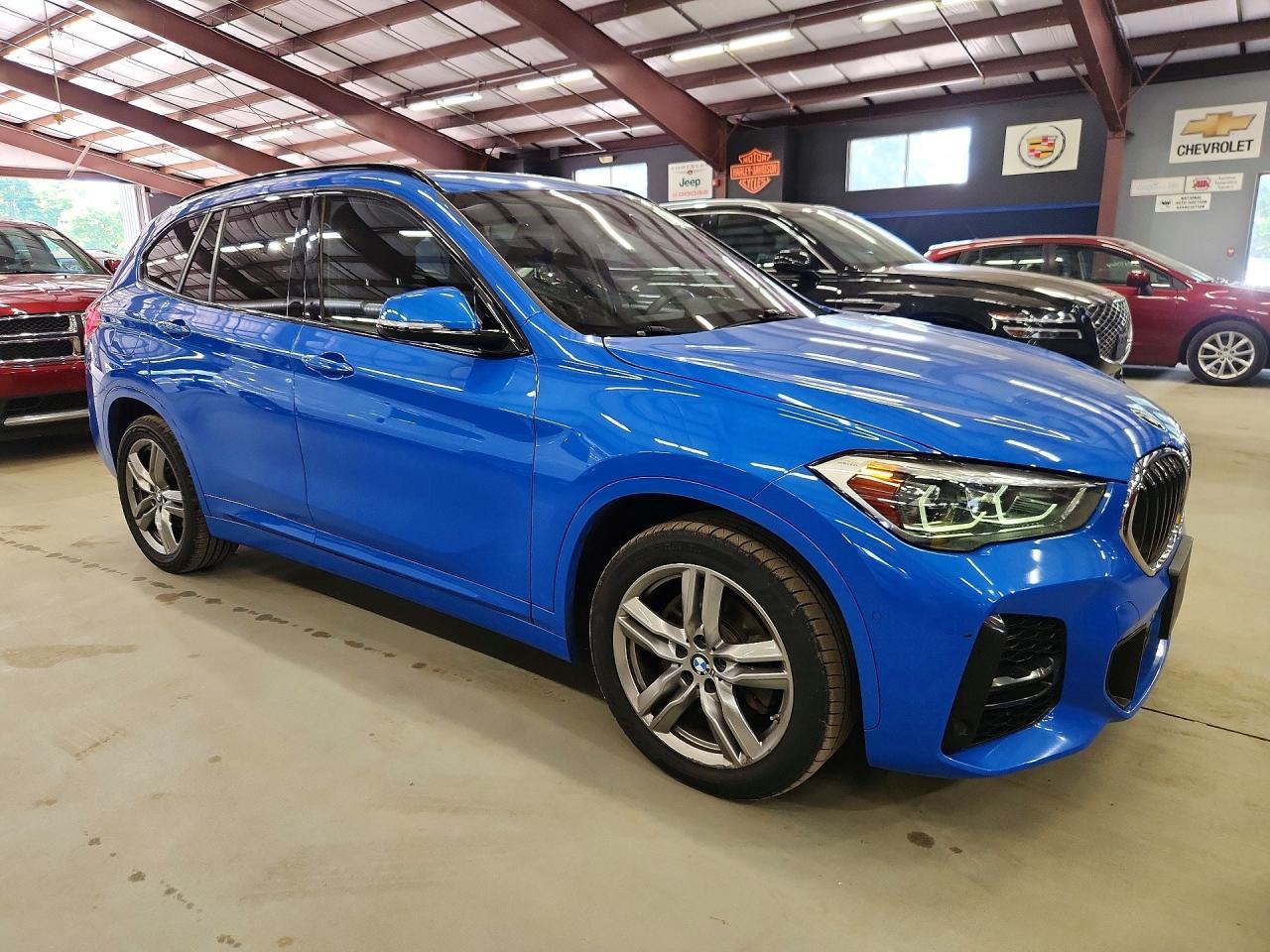 2021 BMW X1 xDrive28I - Фото 4