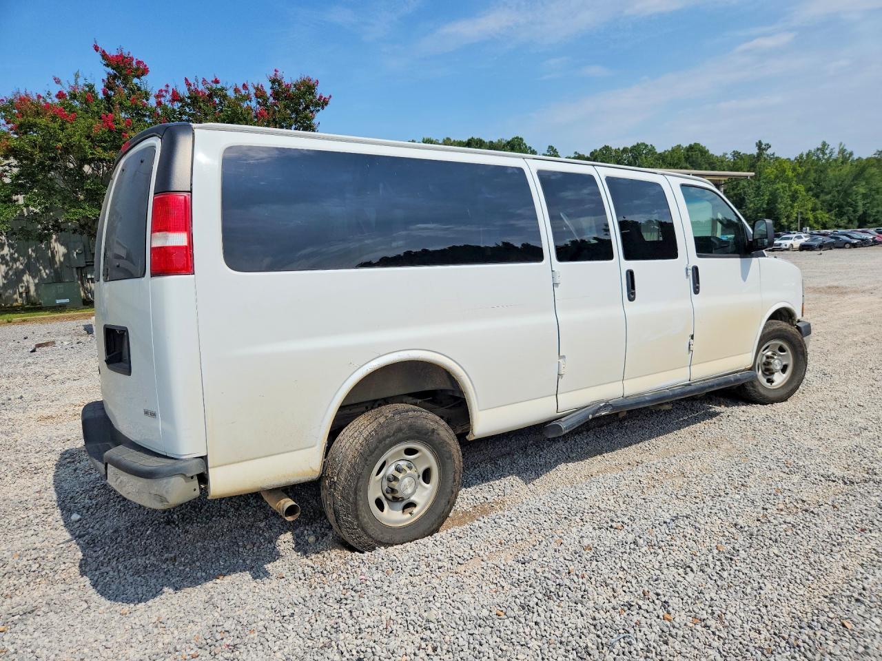 2018 Chevrolet Express G3500 Lt - Фото 3