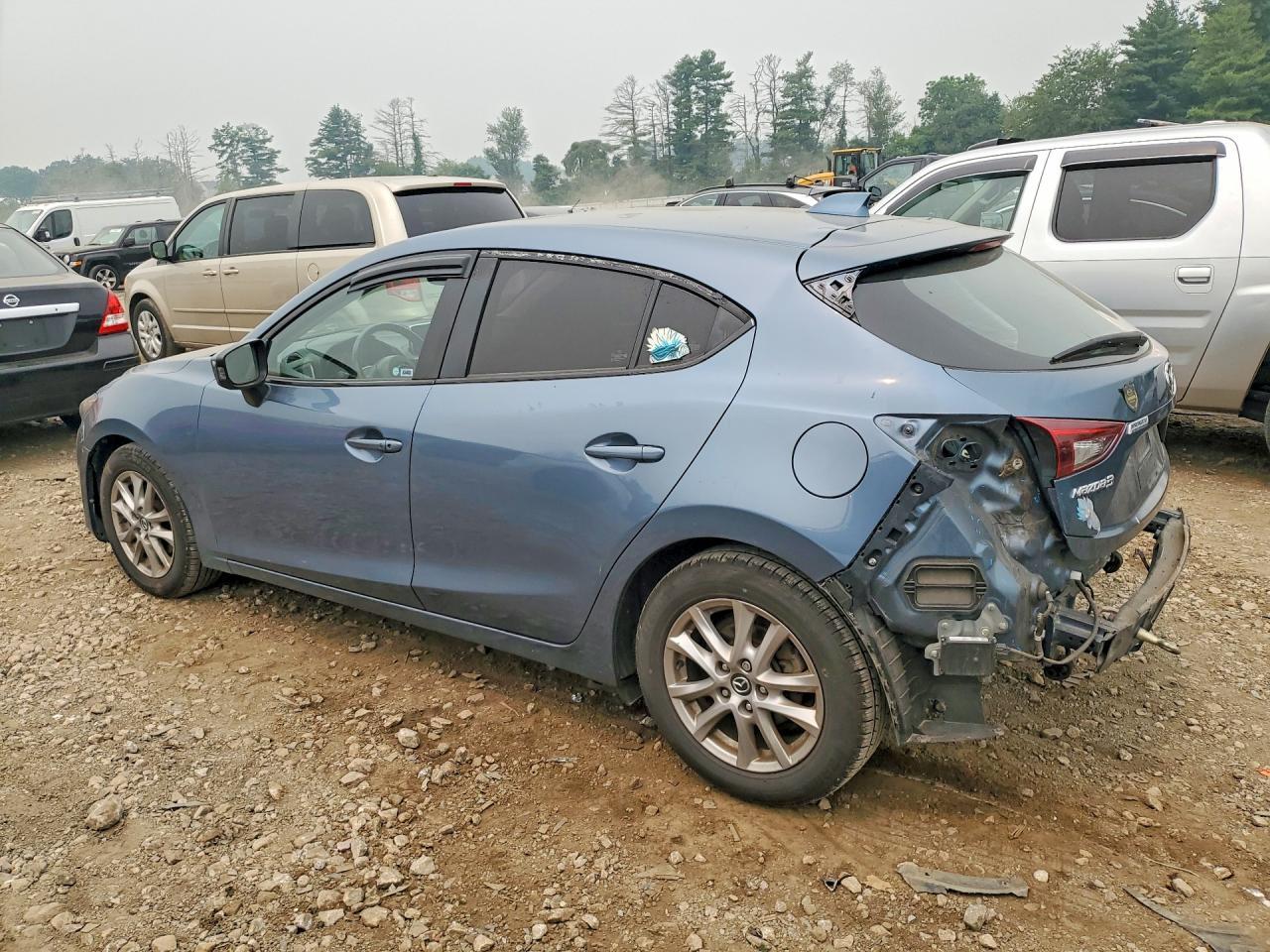 2015 Mazda 3 Grand Touring - Фото 2