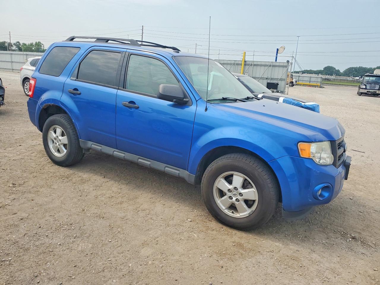 2011 Ford Escape Xlt - Фото 4