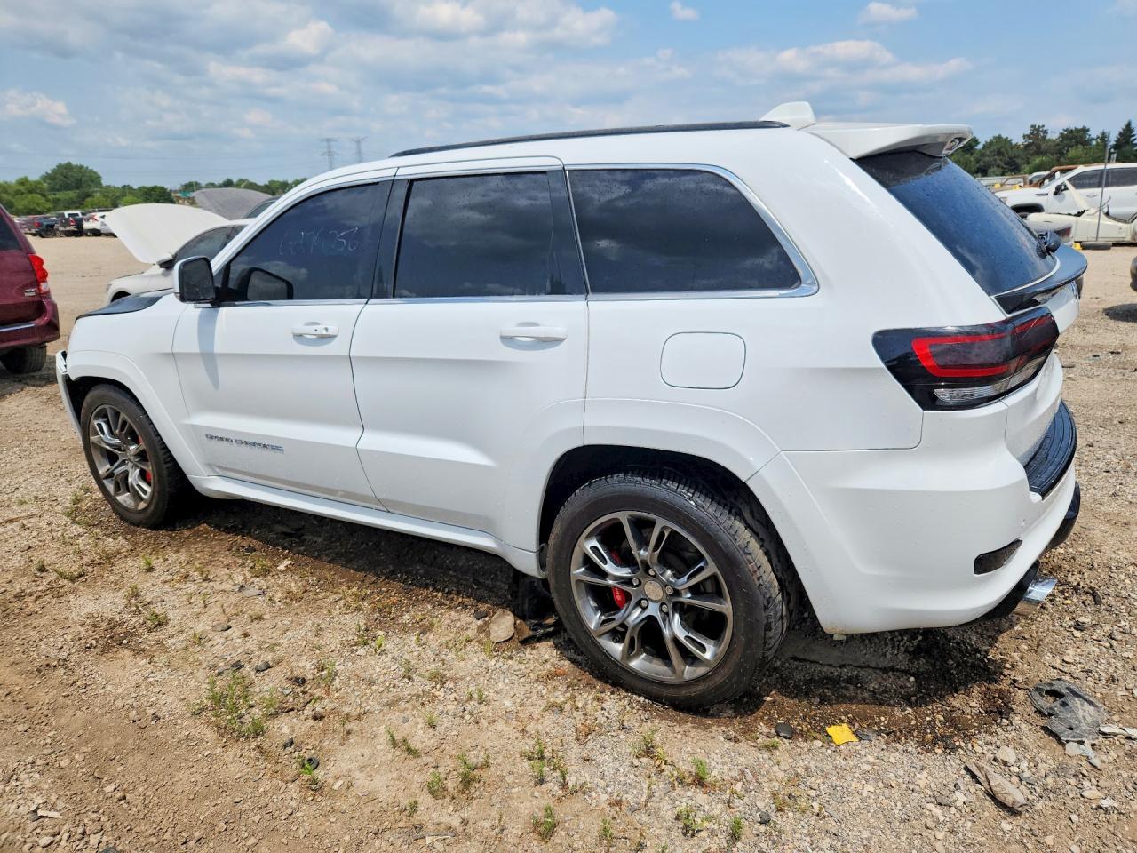2015 Jeep Grand Cherokee Srt-8 - Image 2