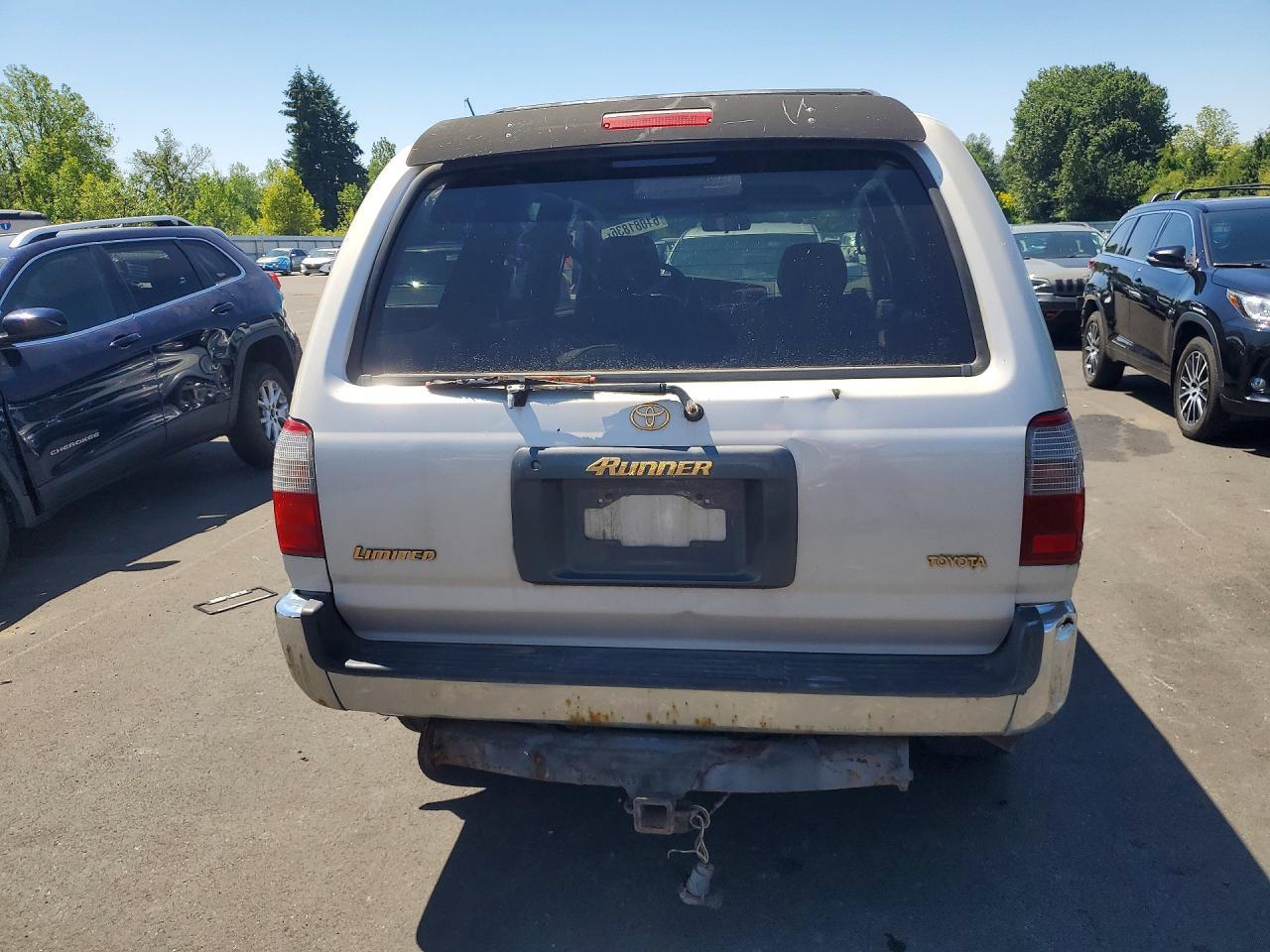 1998 Toyota 4Runner Limited - Image 7