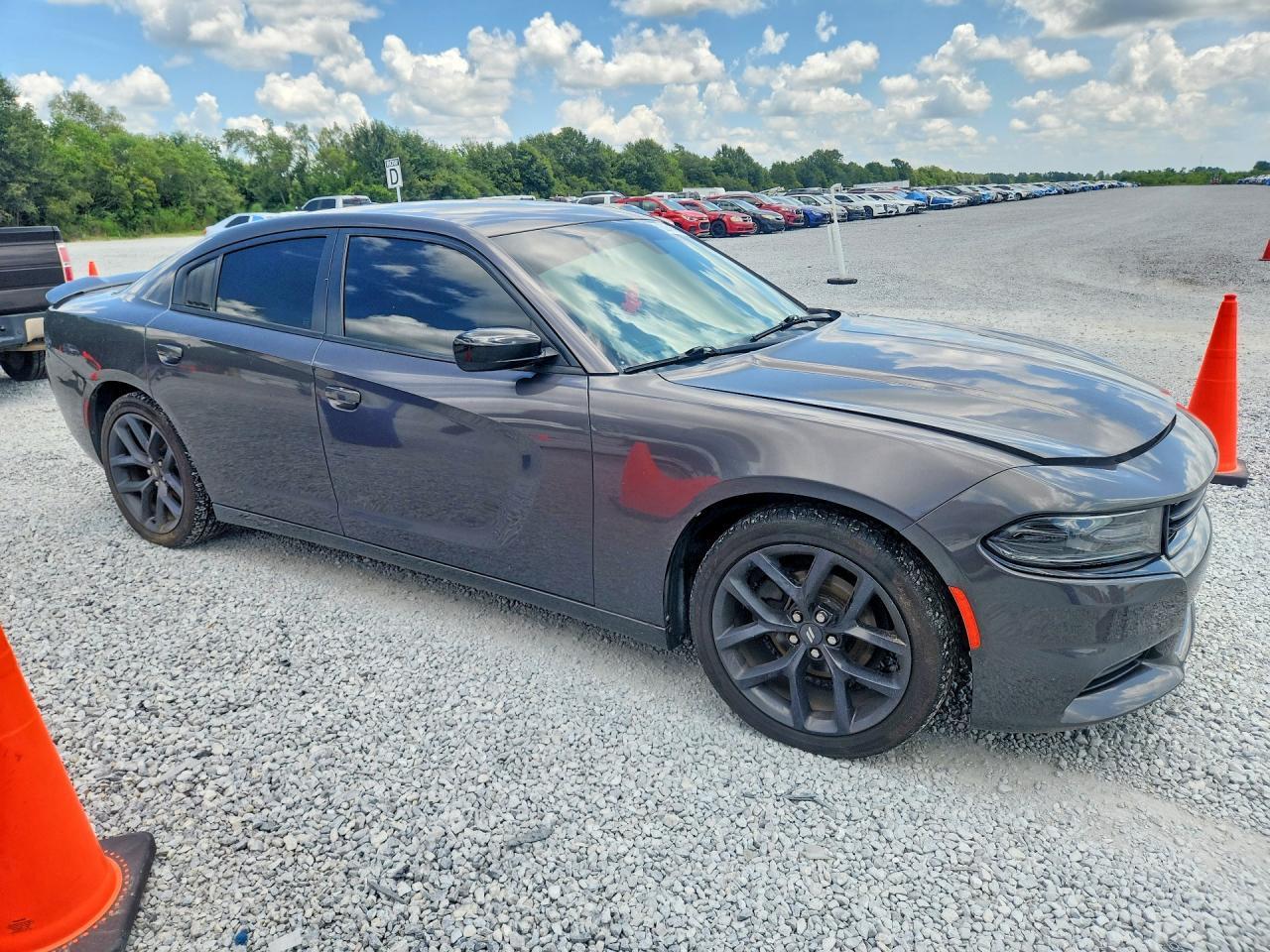 2021 Dodge Charger Sxt - Image 4