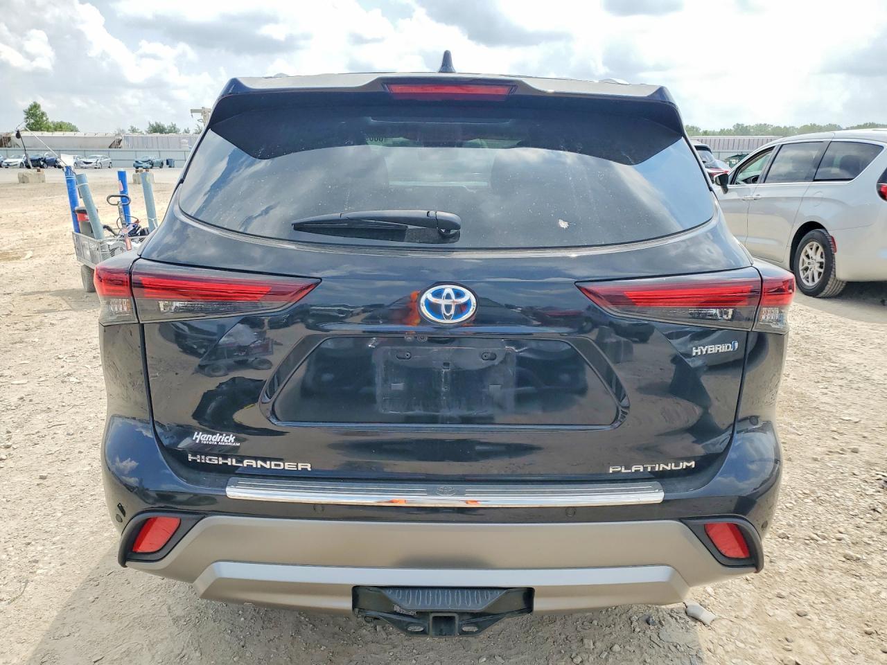 2024 Toyota Highlander Hybrid Platinum - Фото 6