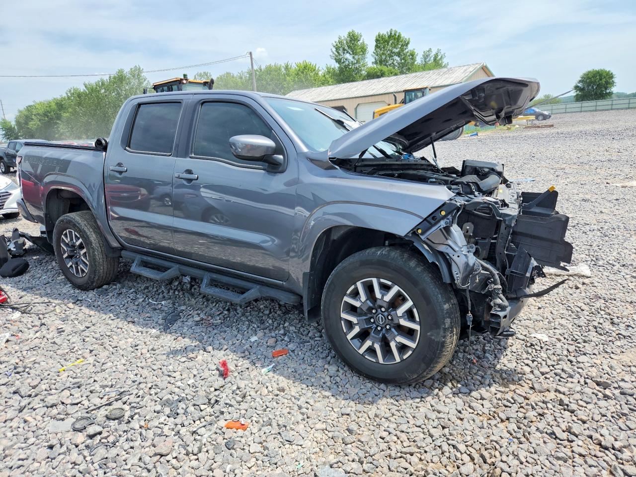 2023 Nissan Frontier Sv - Image 4