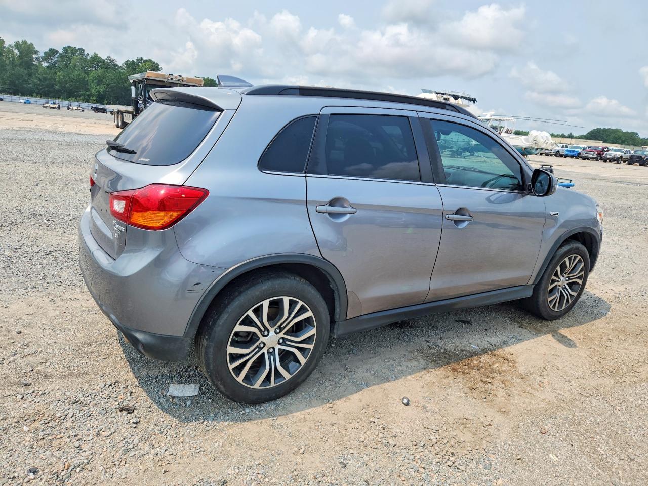 2017 Mitsubishi Outlander Sport Sel - Фото 3