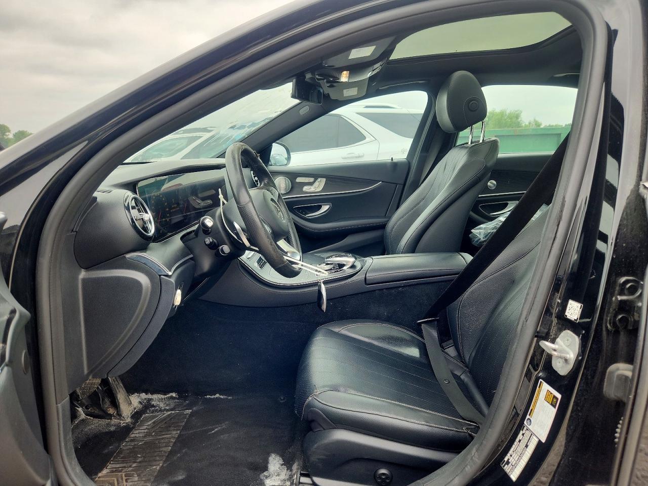 2018 Mercedes-Benz E 400 4Matic - Image 7