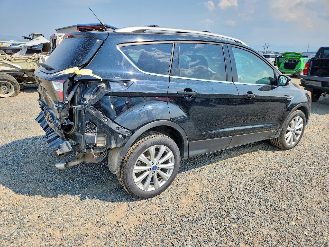 2017 Ford Escape Titanium - Image 3