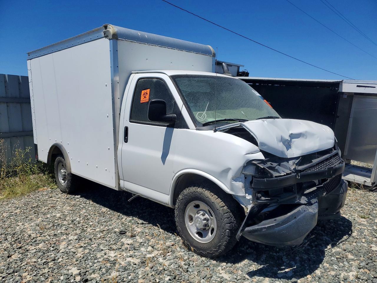 2019 Chevrolet Express G3500 - Image 4