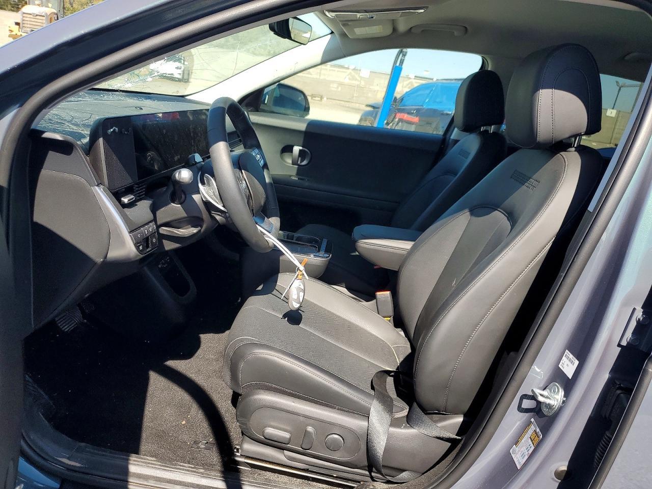2025 Hyundai Ioniq 5 Sel - Image 7