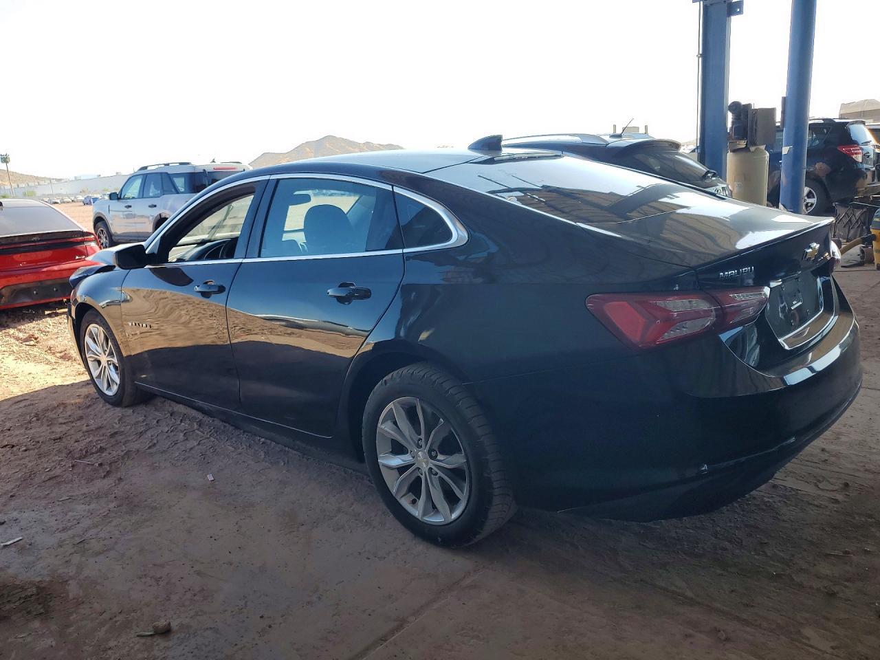 2020 Chevrolet Malibu Lt - Фото 2