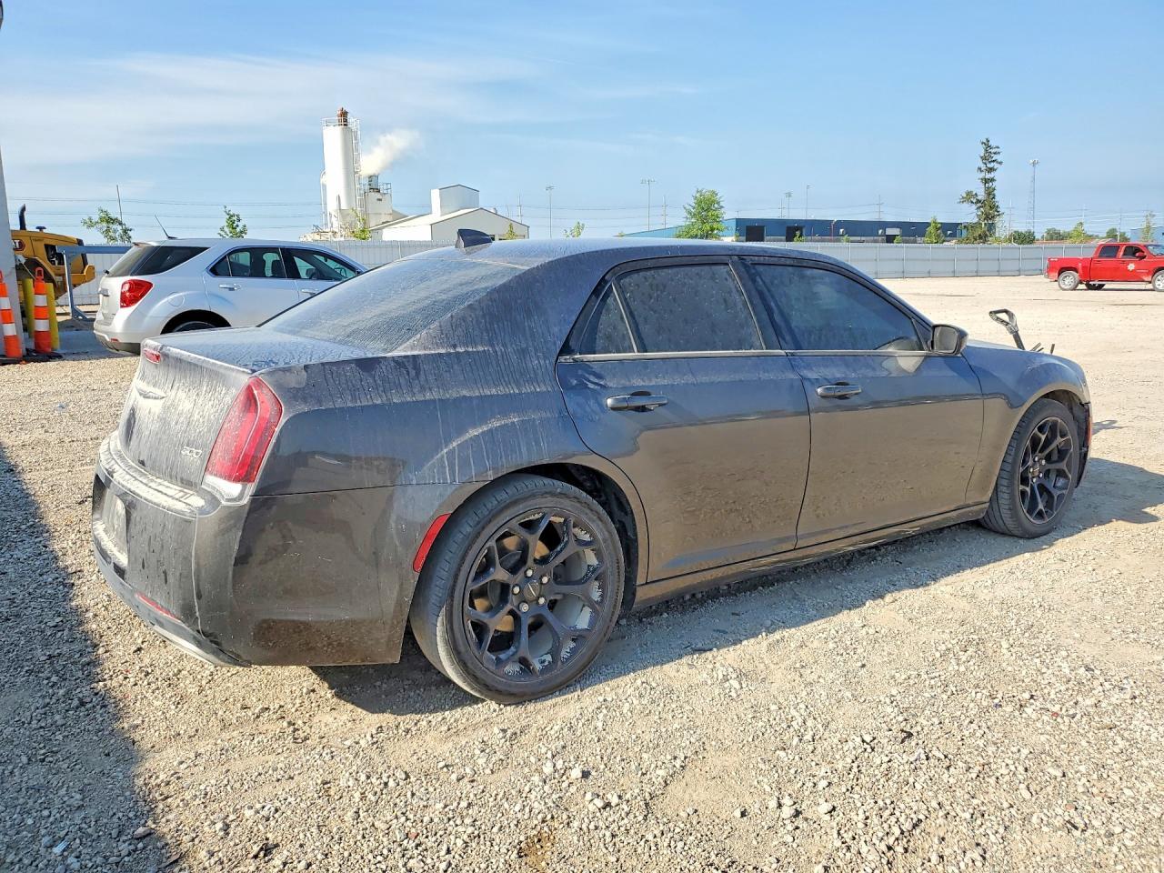 2019 Chrysler 300 Touring - Image 3