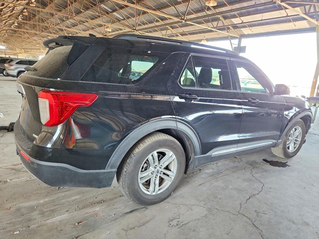 2020 Ford Explorer Xlt - Image 3