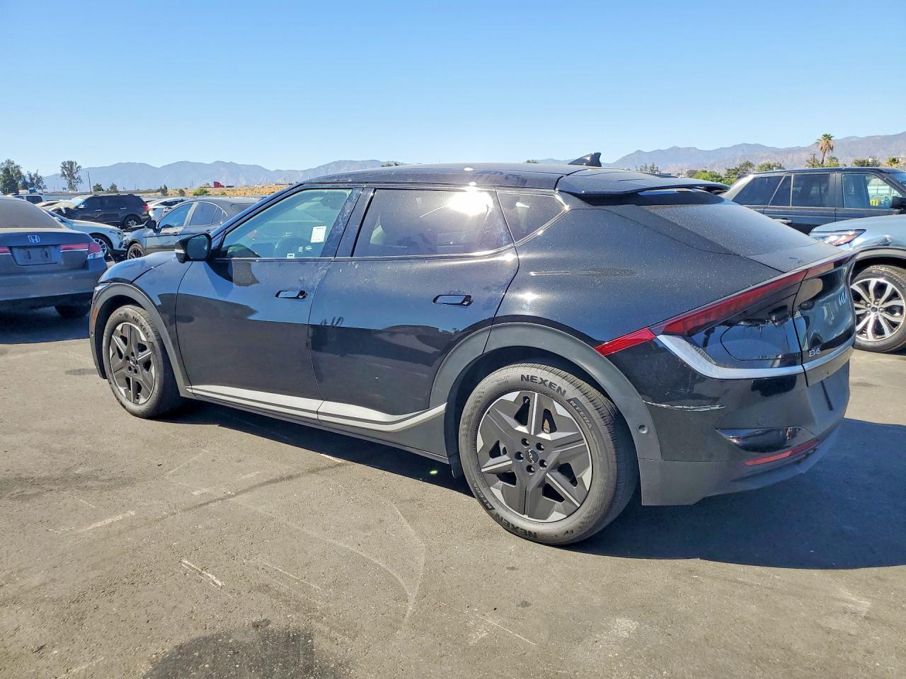2025 Kia Ev6 Light Long Range - Фото 2