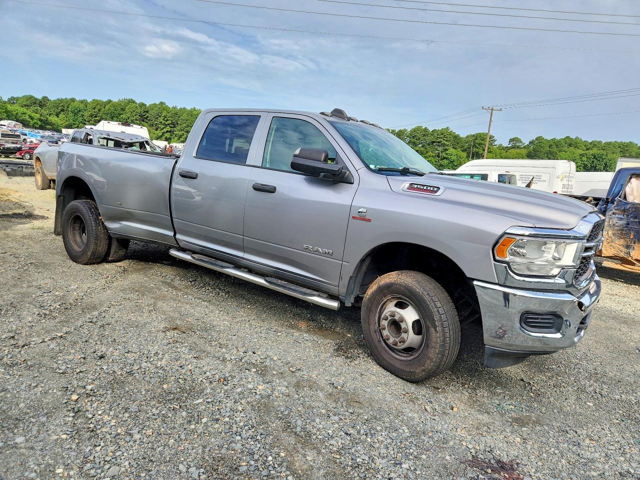 2019 Ram 3500 Tradesman - Фото 4