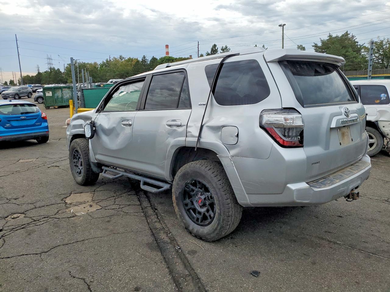 2017 Toyota 4Runner Sr5 Premium - Фото 2
