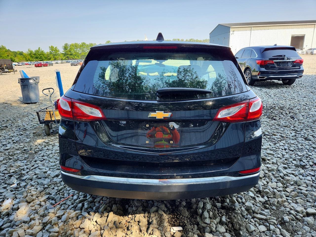 2018 Chevrolet Equinox Ls - Image 6
