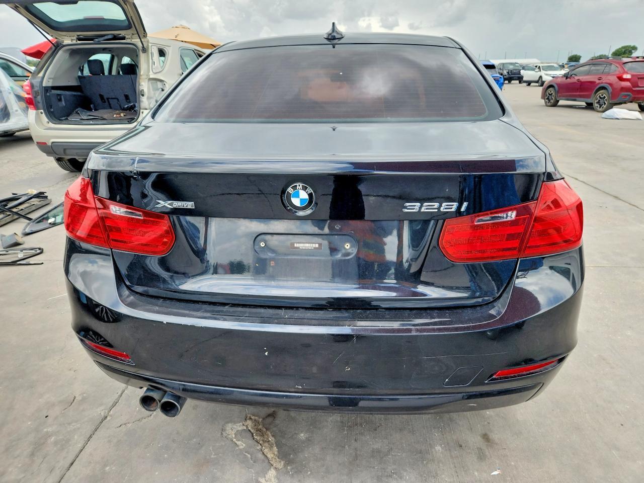 2015 BMW 328 Xi Sulev - Image 6