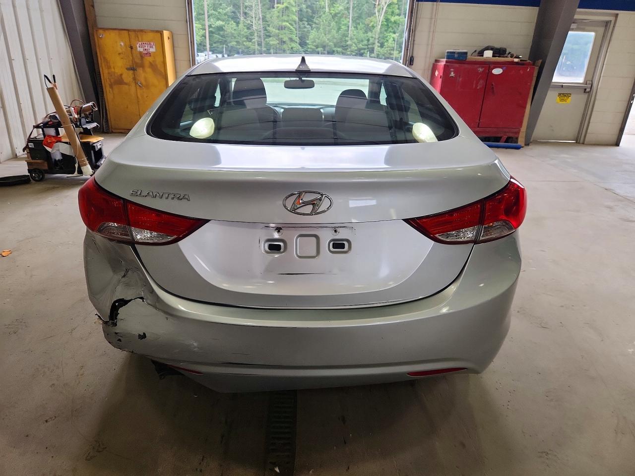2013 Hyundai Elantra Gls - Image 6