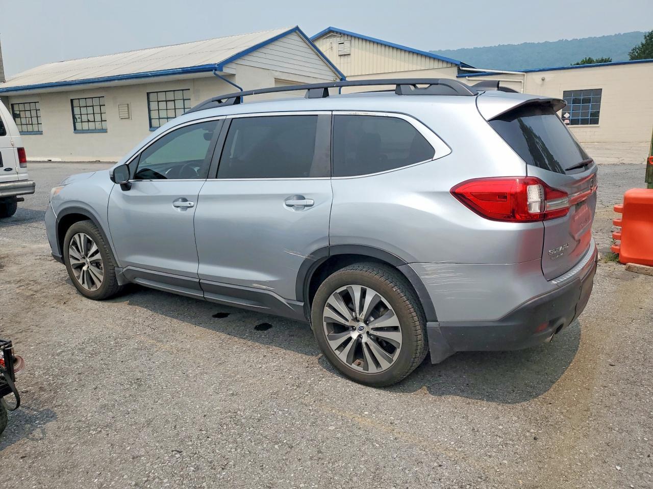 2020 Subaru Ascent Limited - Фото 2