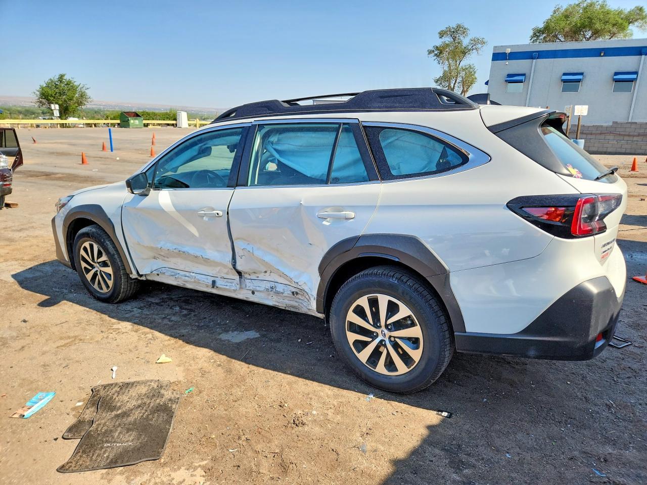 2023 Subaru Outback - Image 2