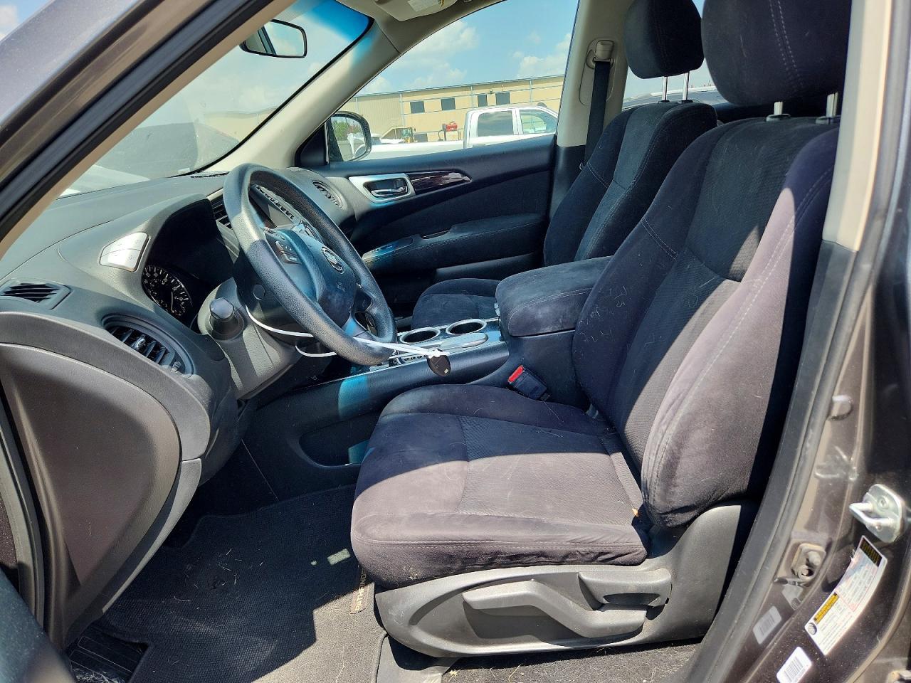 2016 Nissan Pathfinder S - Image 7