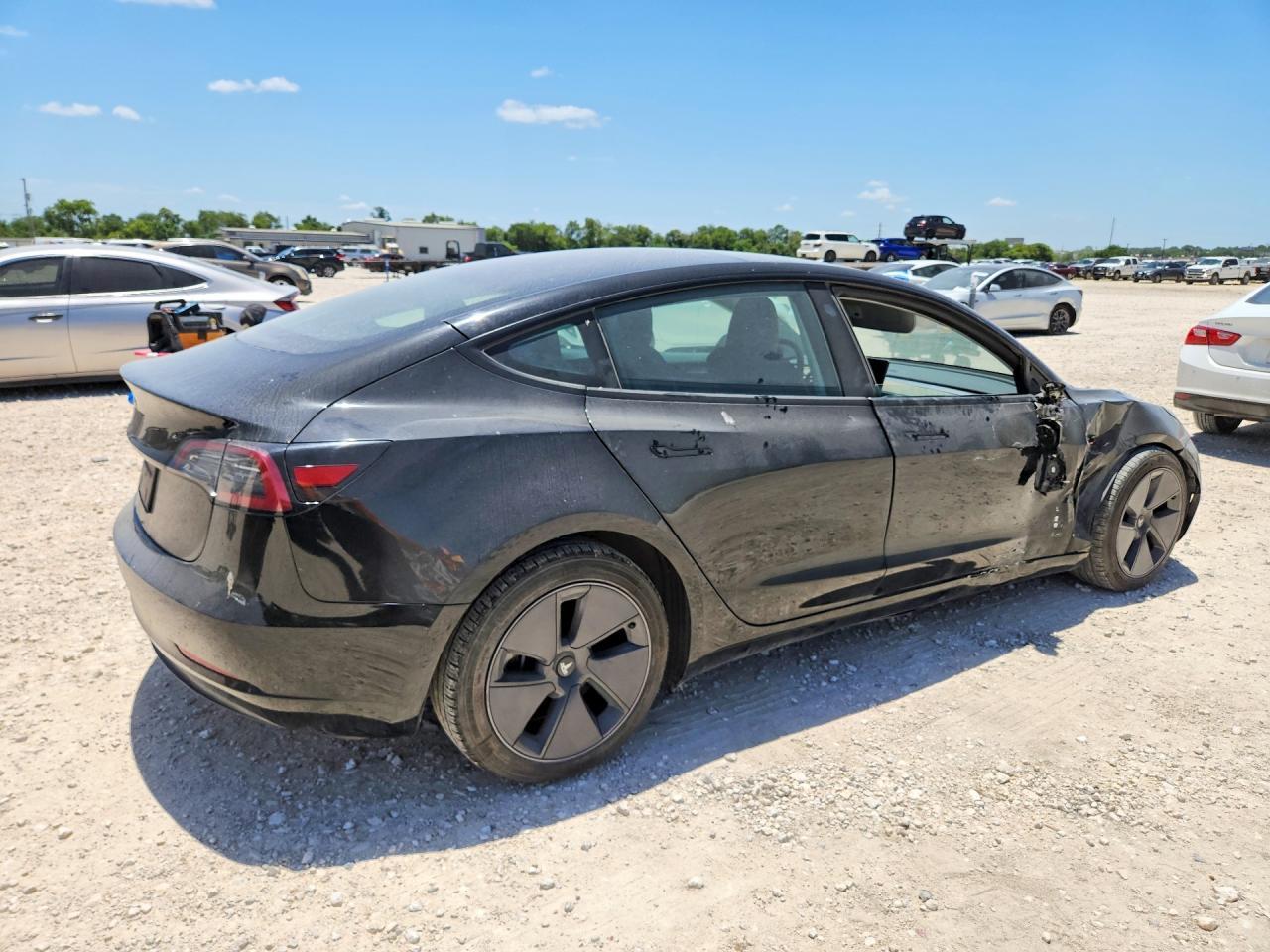 2023 Tesla Model 3 - Image 3