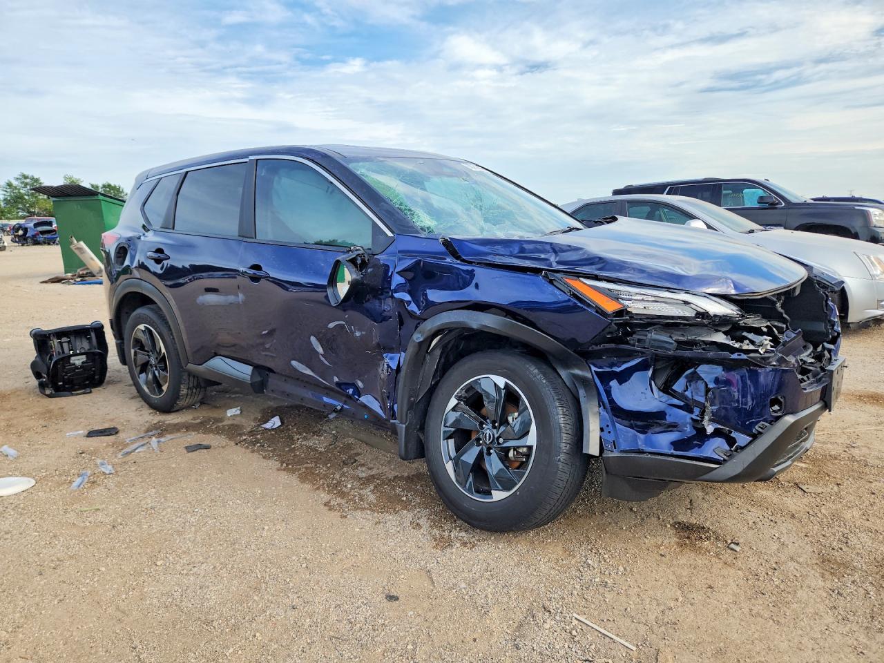2024 Nissan Rogue Sv - Фото 4