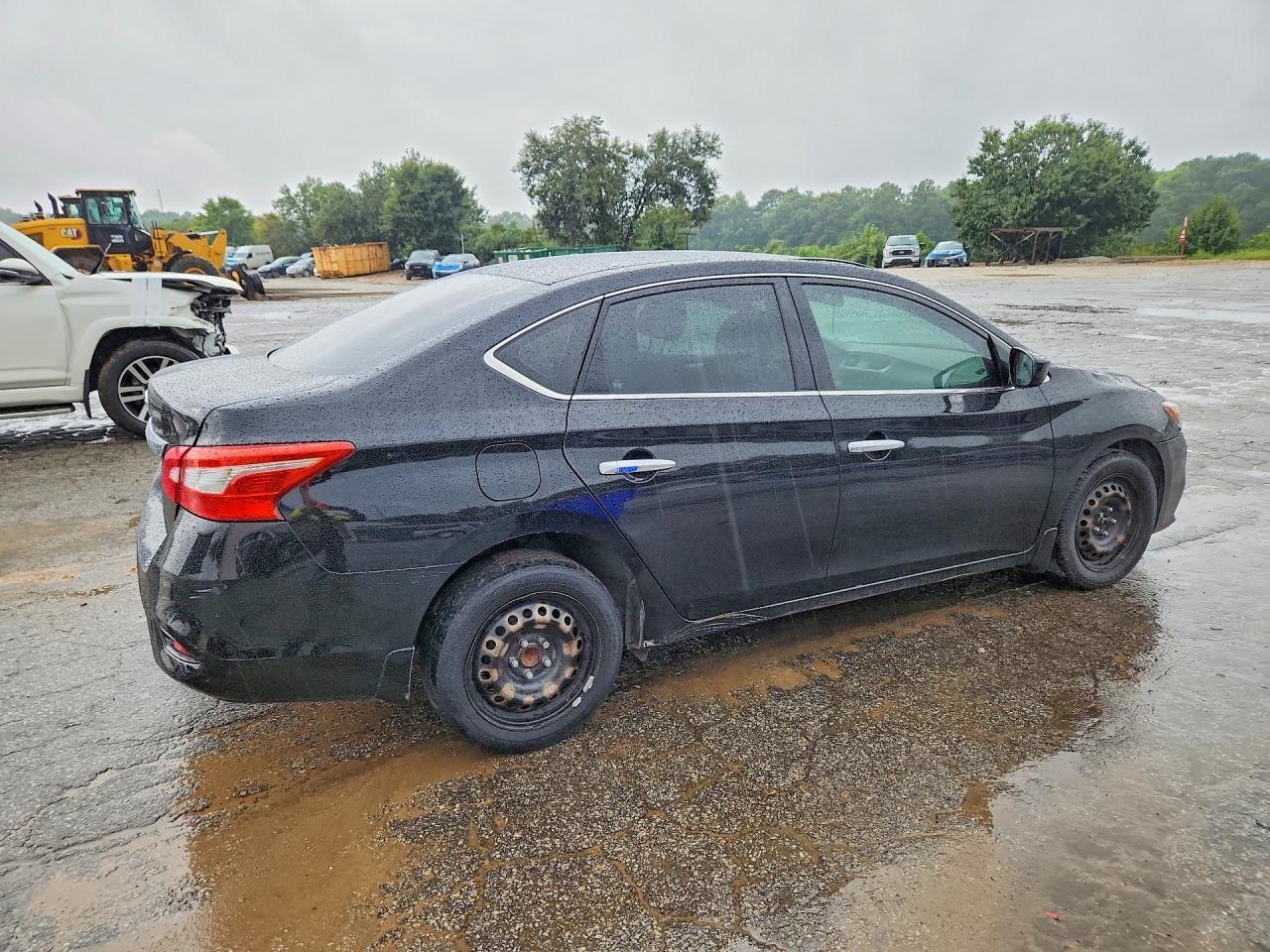 2017 Nissan Sentra S - Image 3