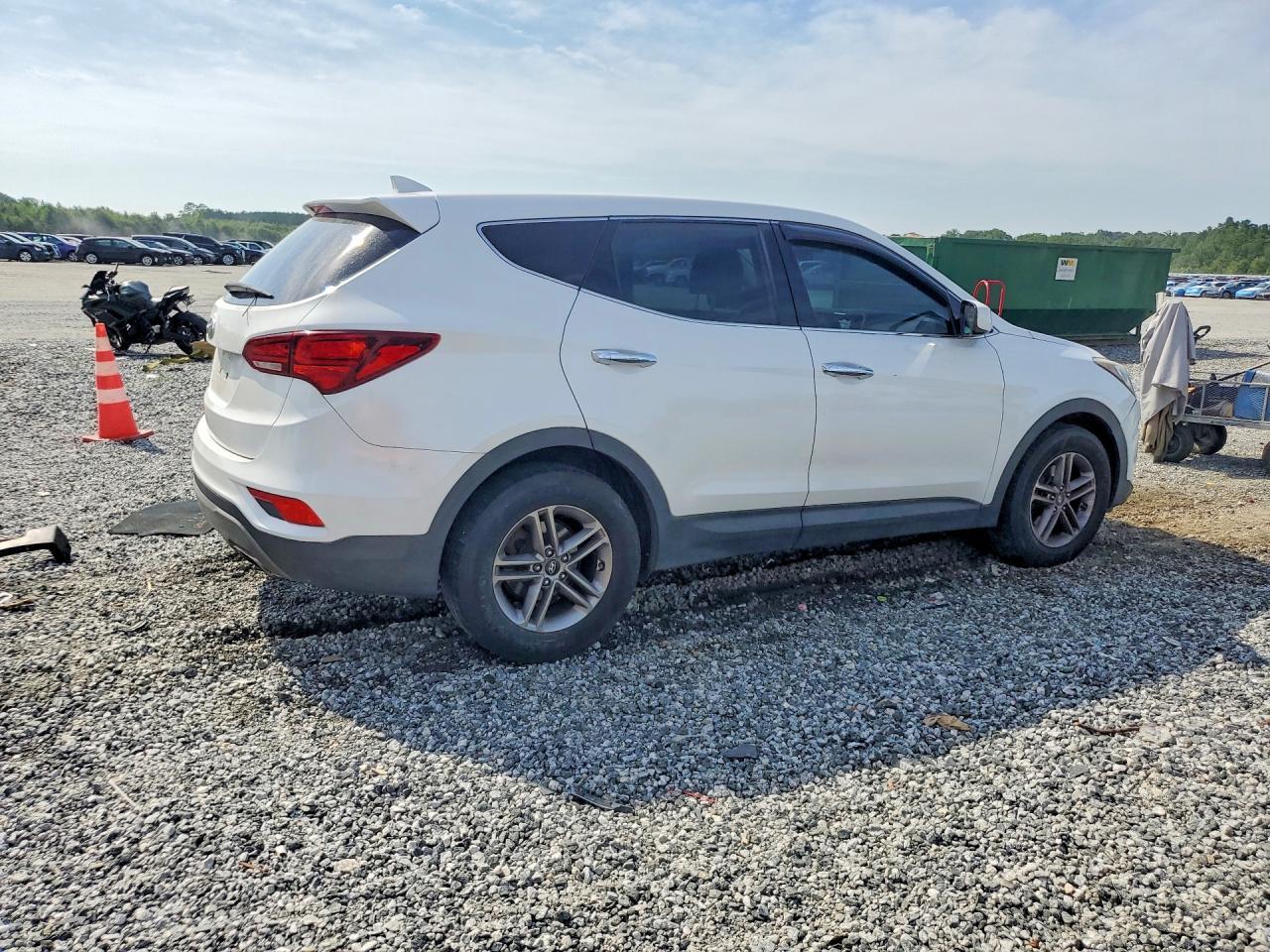 2017 Hyundai Santa Fe Sport 2.4L - Фото 3