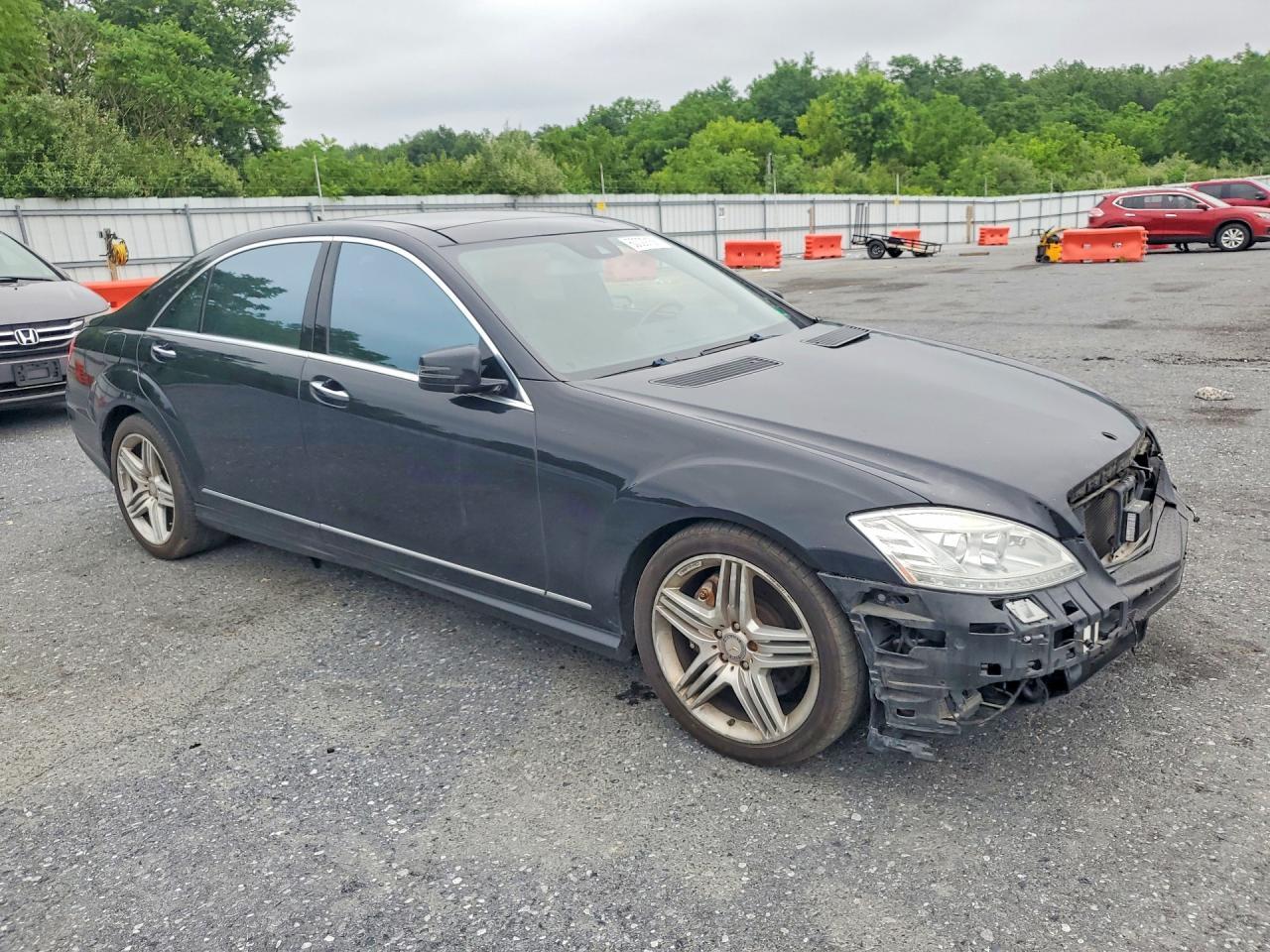 2013 Mercedes-Benz S 550 - Image 4