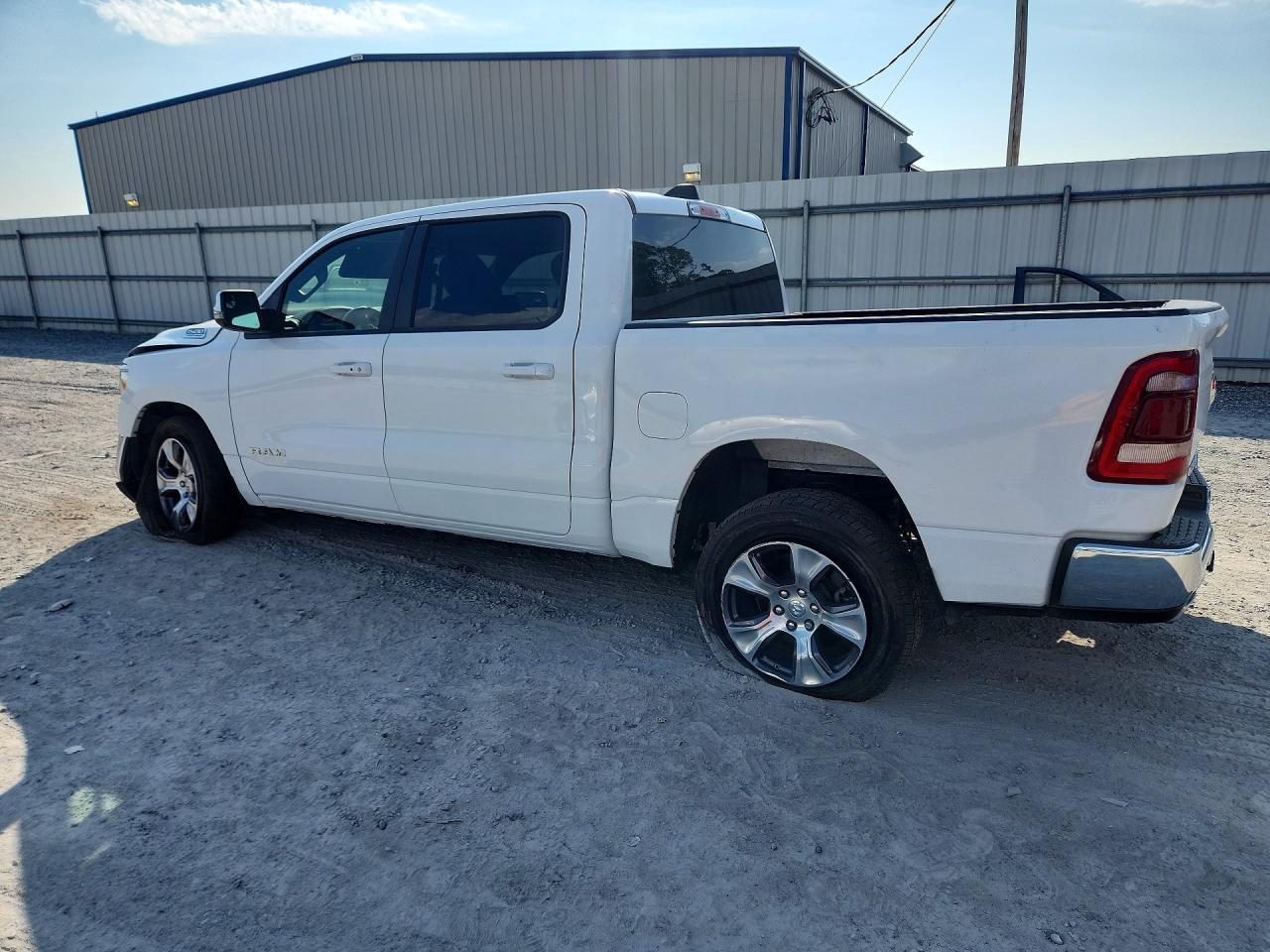 2024 Ram 1500 Laramie - Фото 2