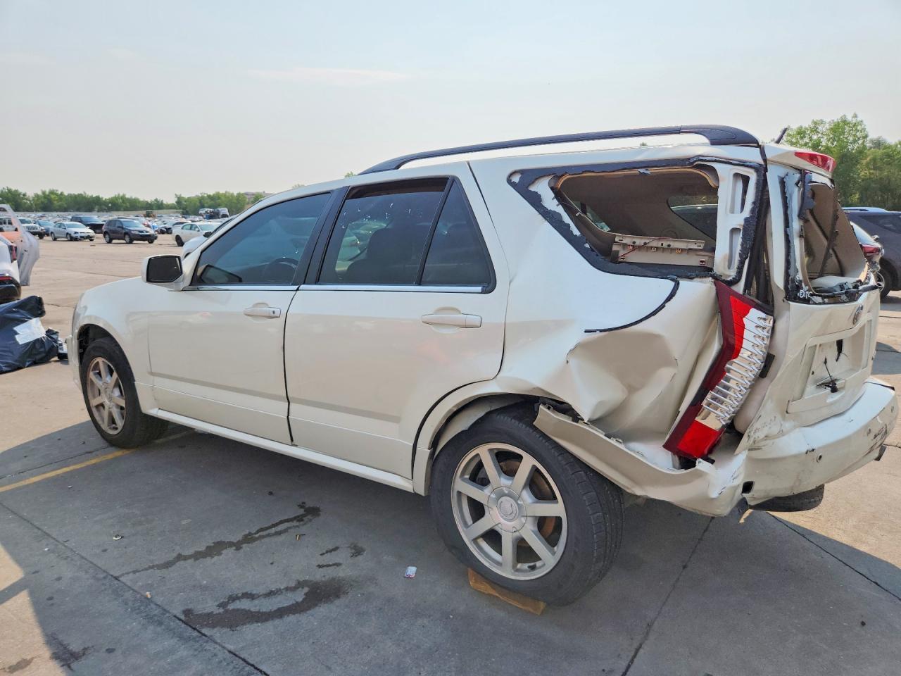 2005 Cadillac Srx - Фото 2