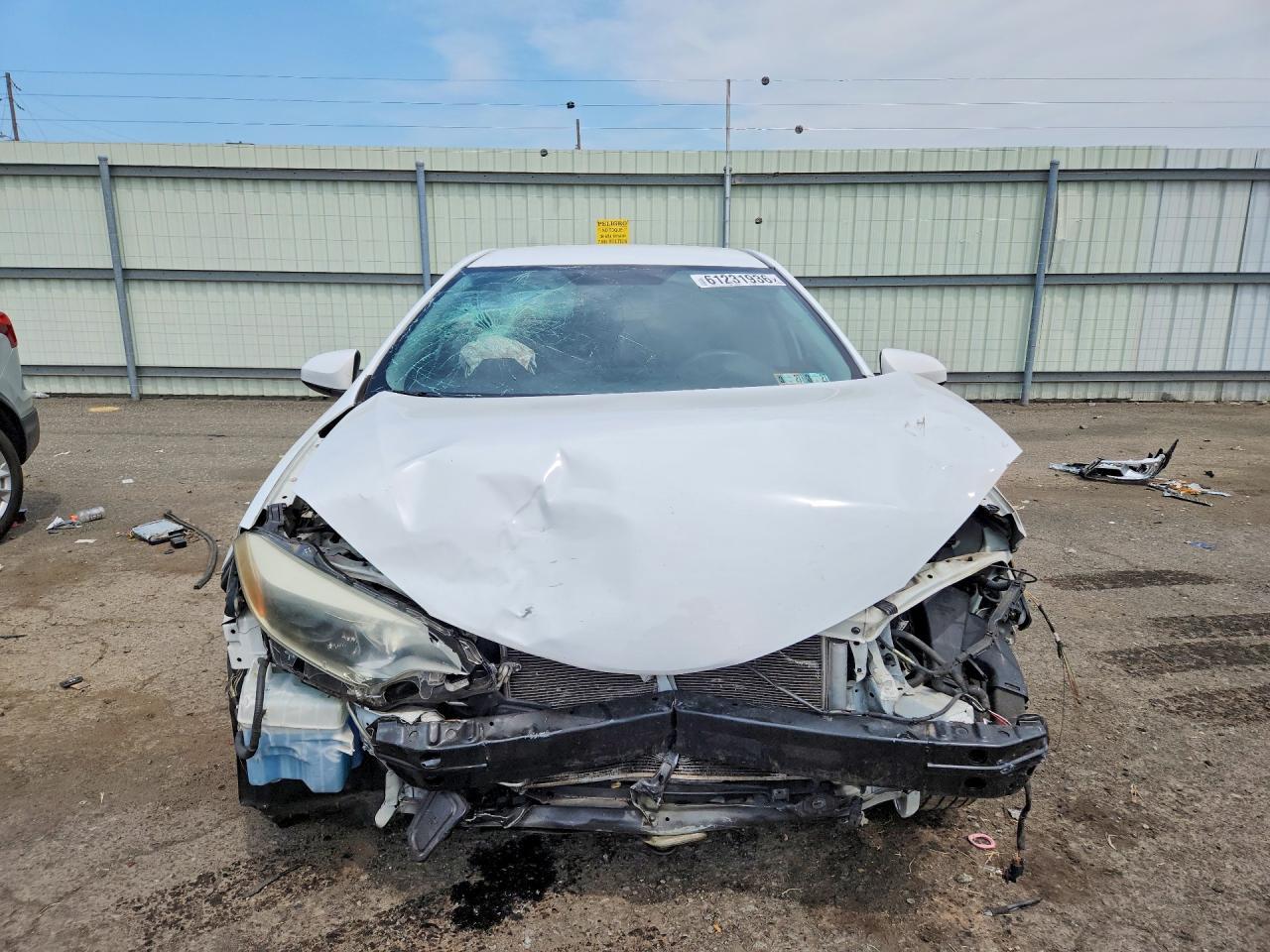 2015 Toyota Corolla L - Фото 5