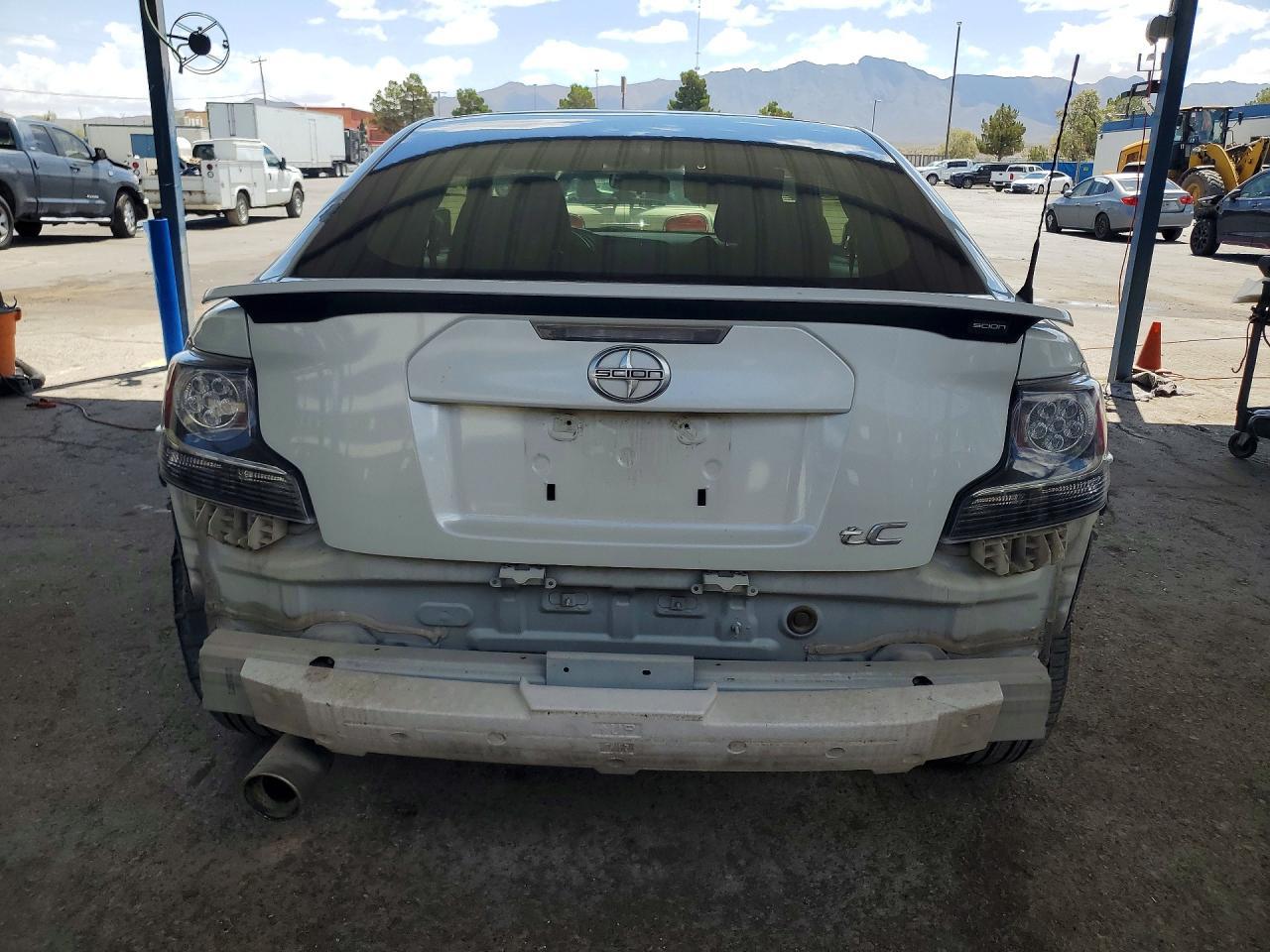 2015 Scion Tc Base - Image 6