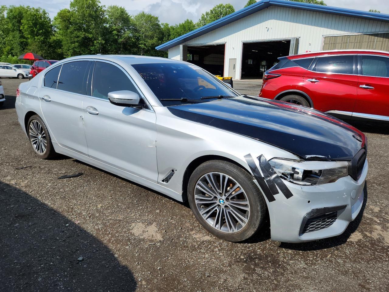 2018 BMW 530 Xi - Фото 4
