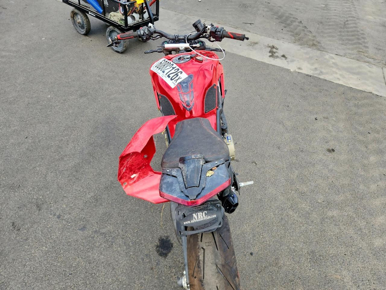 2024 Ducati Streetfighter V4 - Фото 6