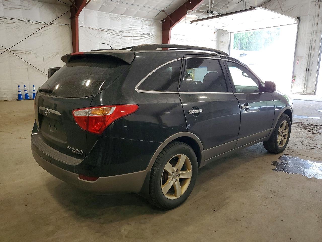 2010 Hyundai Veracruz - Image 3