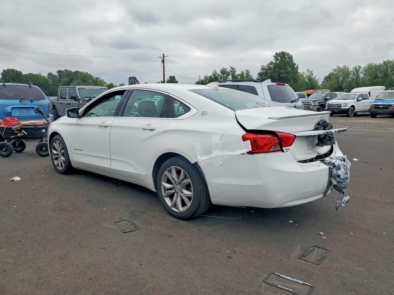 2018 Chevrolet Impala Lt - Фото 2