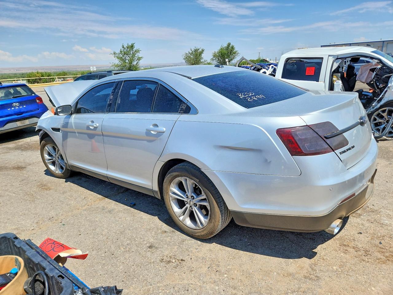 2014 Ford Taurus Sel - Фото 2