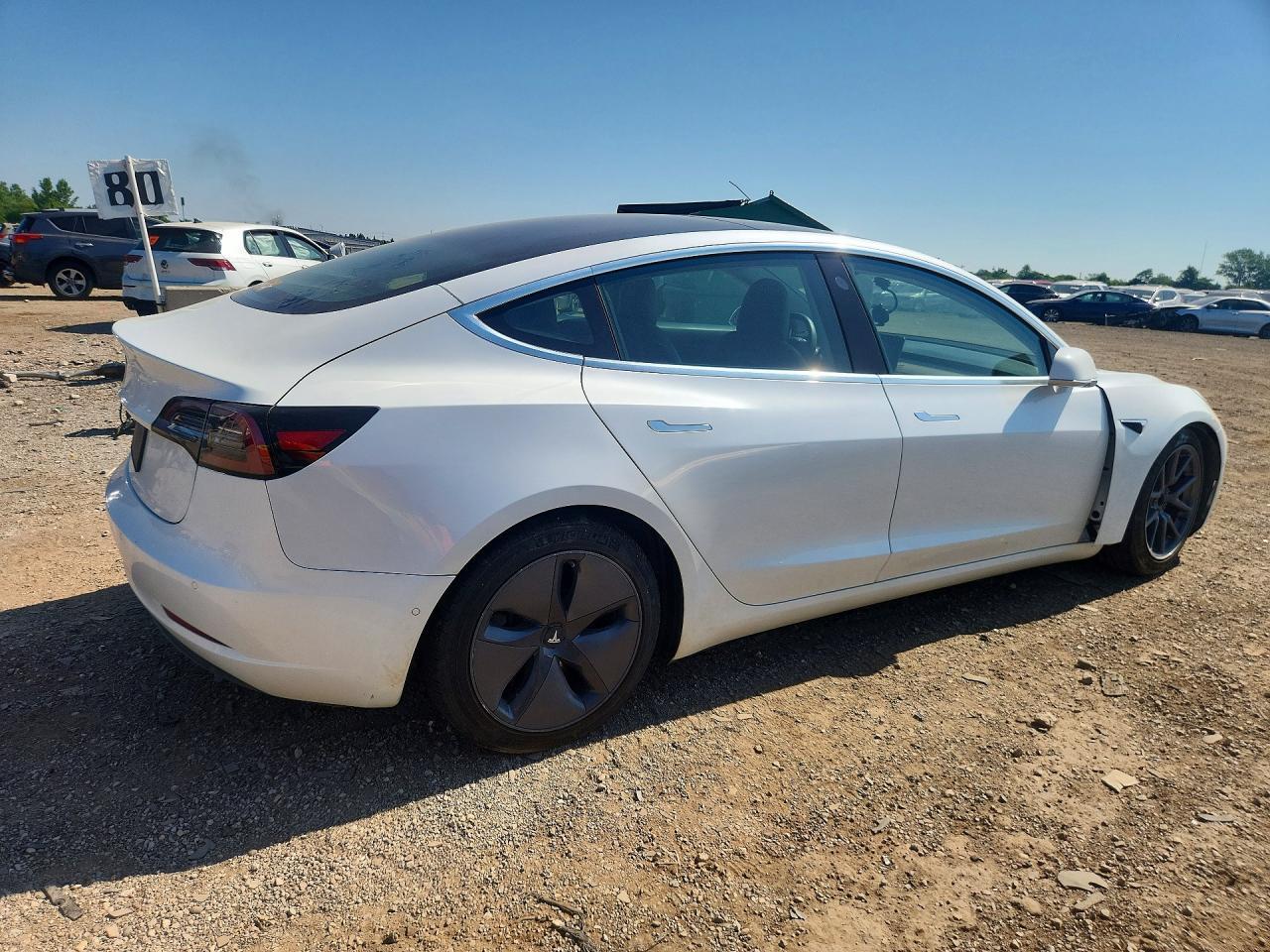 2020 Tesla Model 3 - Фото 3